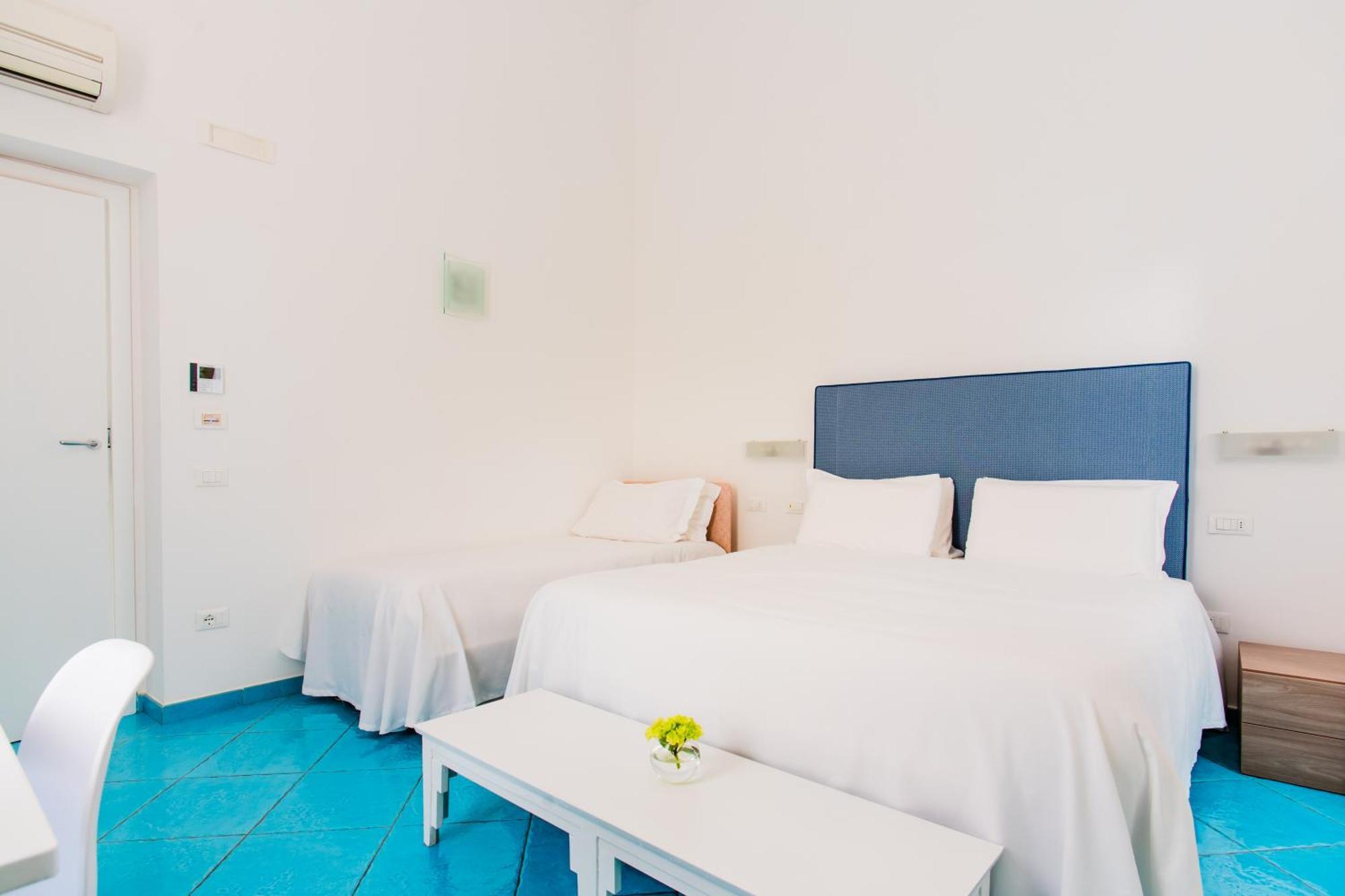 Palazzo Gargiulo Luxury Rooms & Suites Соренто Екстериор снимка