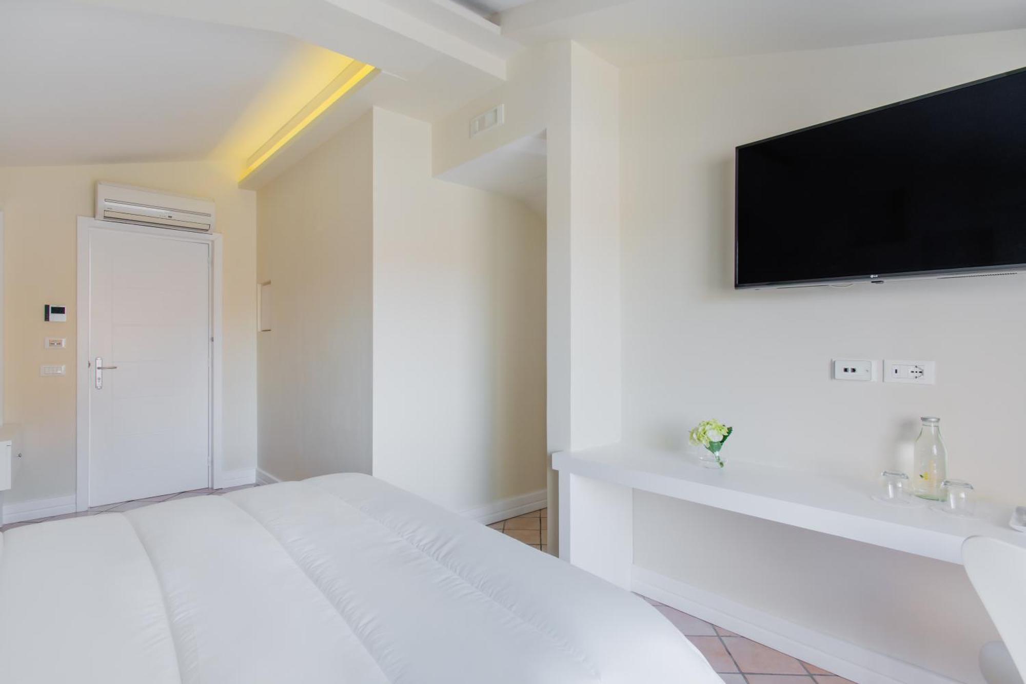 Palazzo Gargiulo Luxury Rooms & Suites Соренто Екстериор снимка