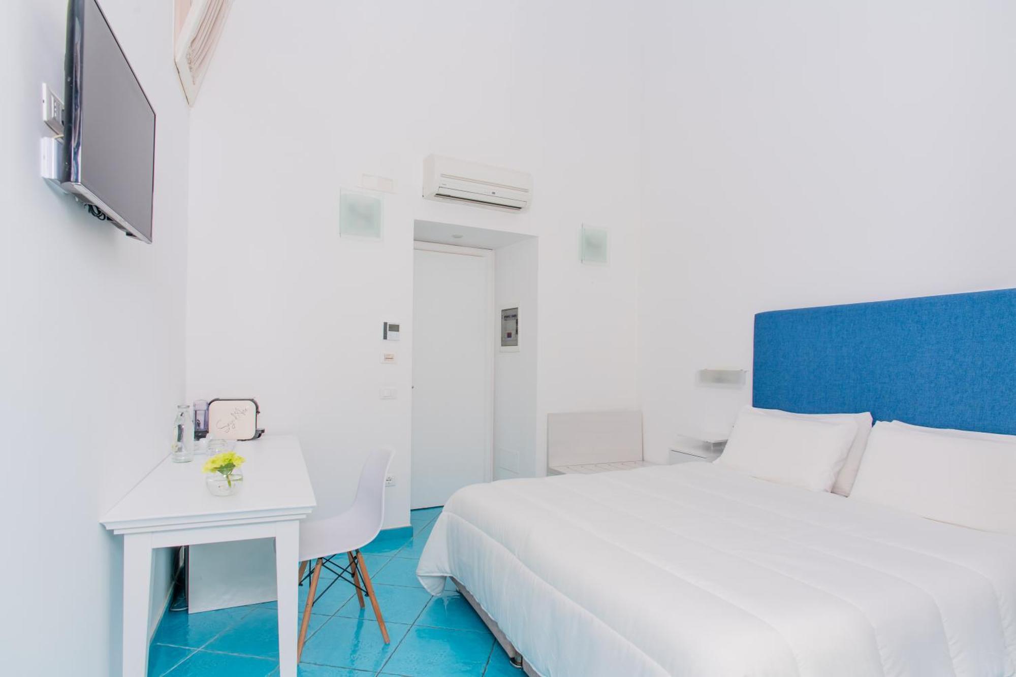 Palazzo Gargiulo Luxury Rooms & Suites Соренто Екстериор снимка